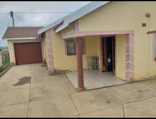 3 BEDROOM FREEHOLD SOLD IN MPOPHOMENI